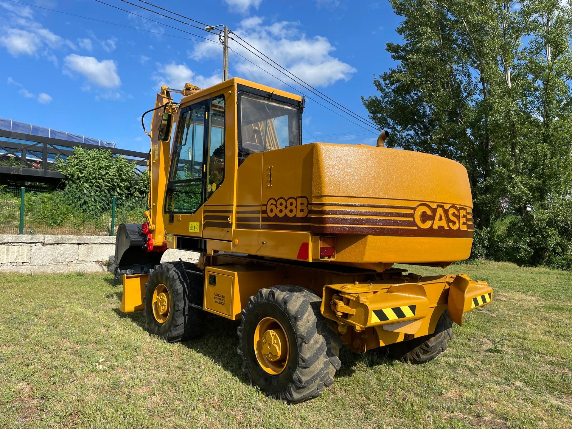 en-Case 688B :: Inercubo