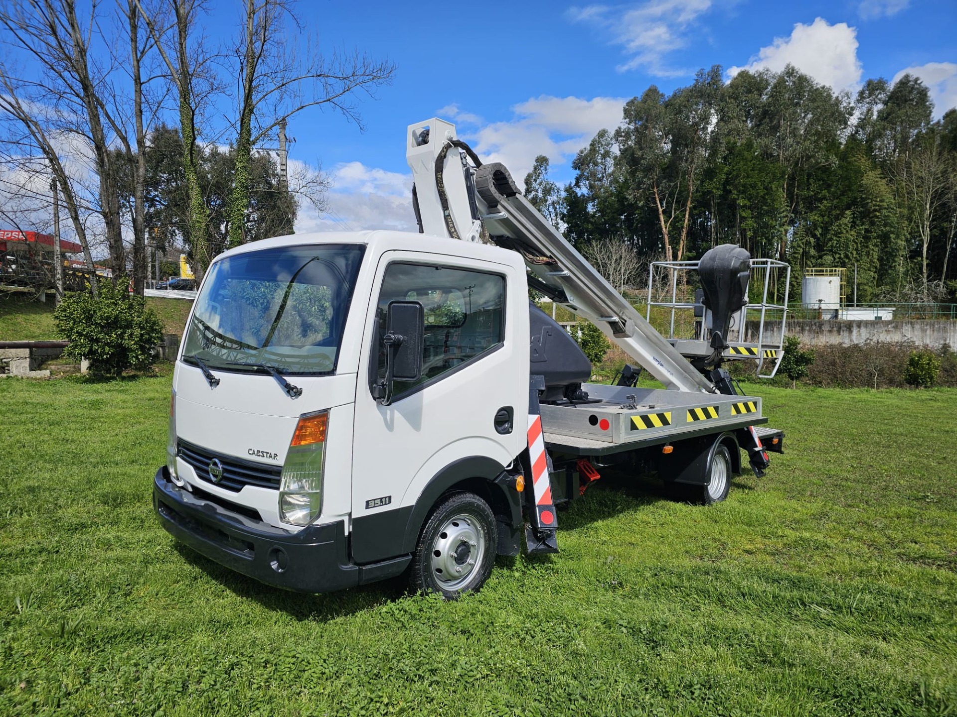 Nissan Cabstar